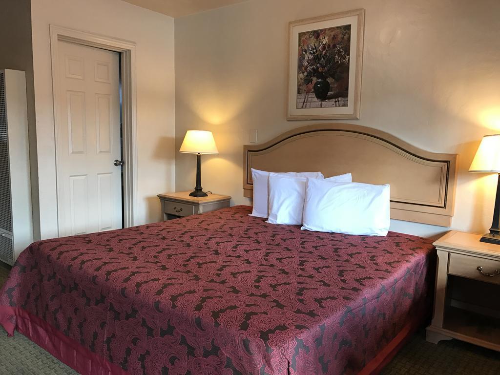 El Dorado Motel Salinas Extérieur photo