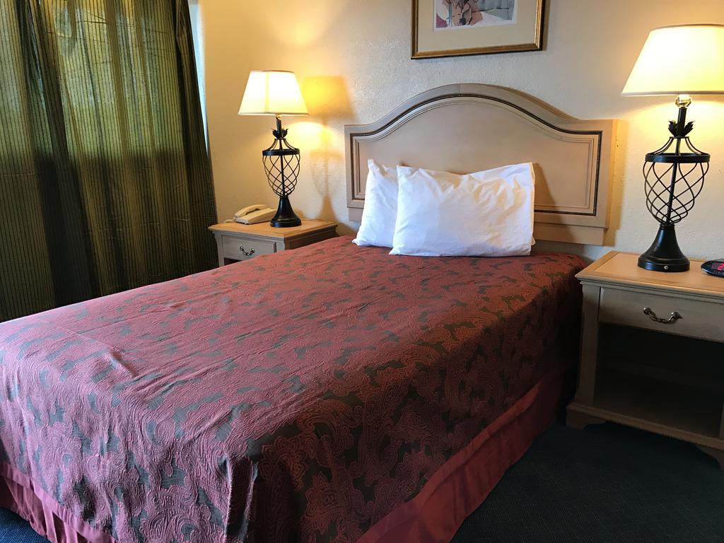 El Dorado Motel Salinas Extérieur photo